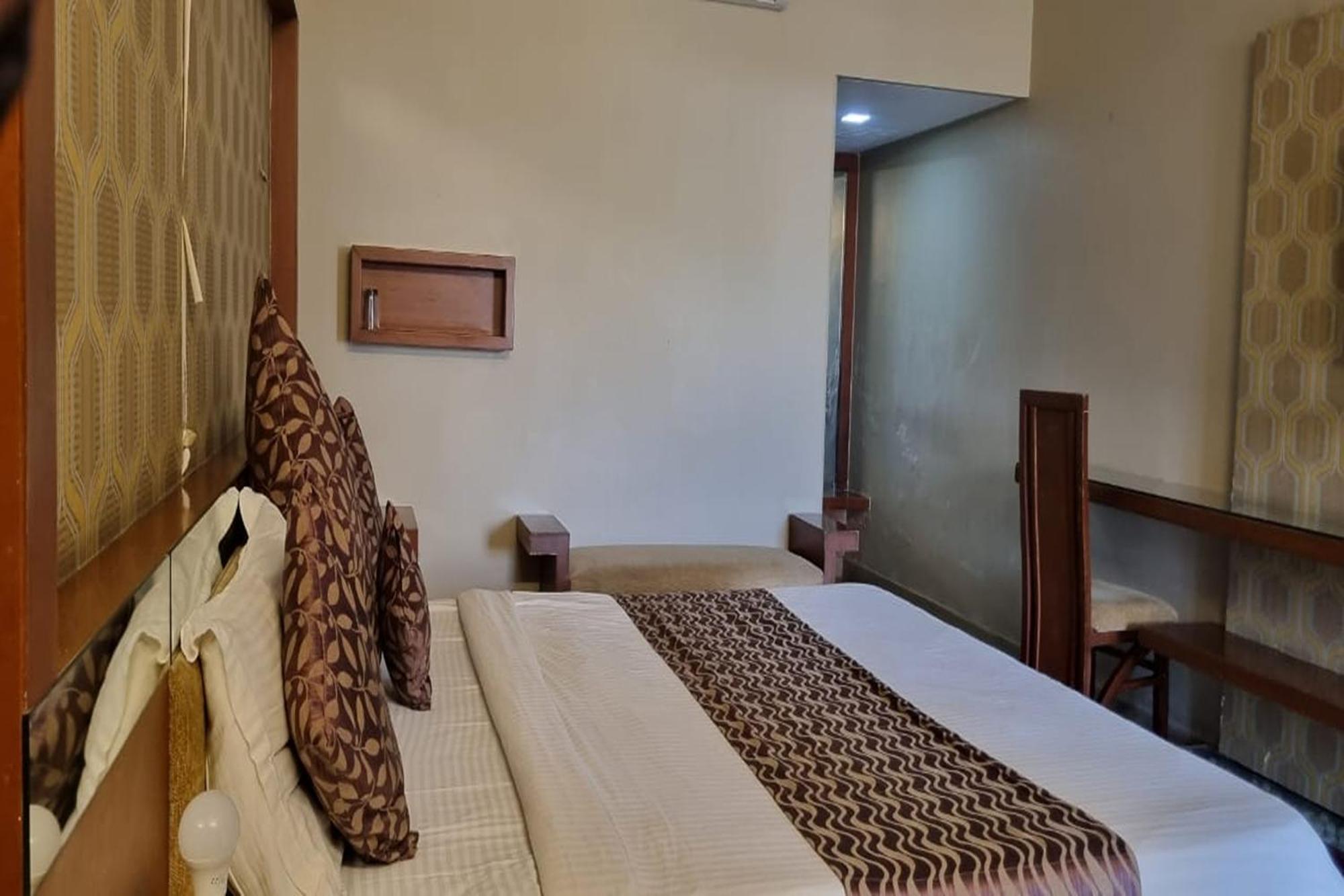 Rupis Resort Near Udaipur Airport Dabok エクステリア 写真