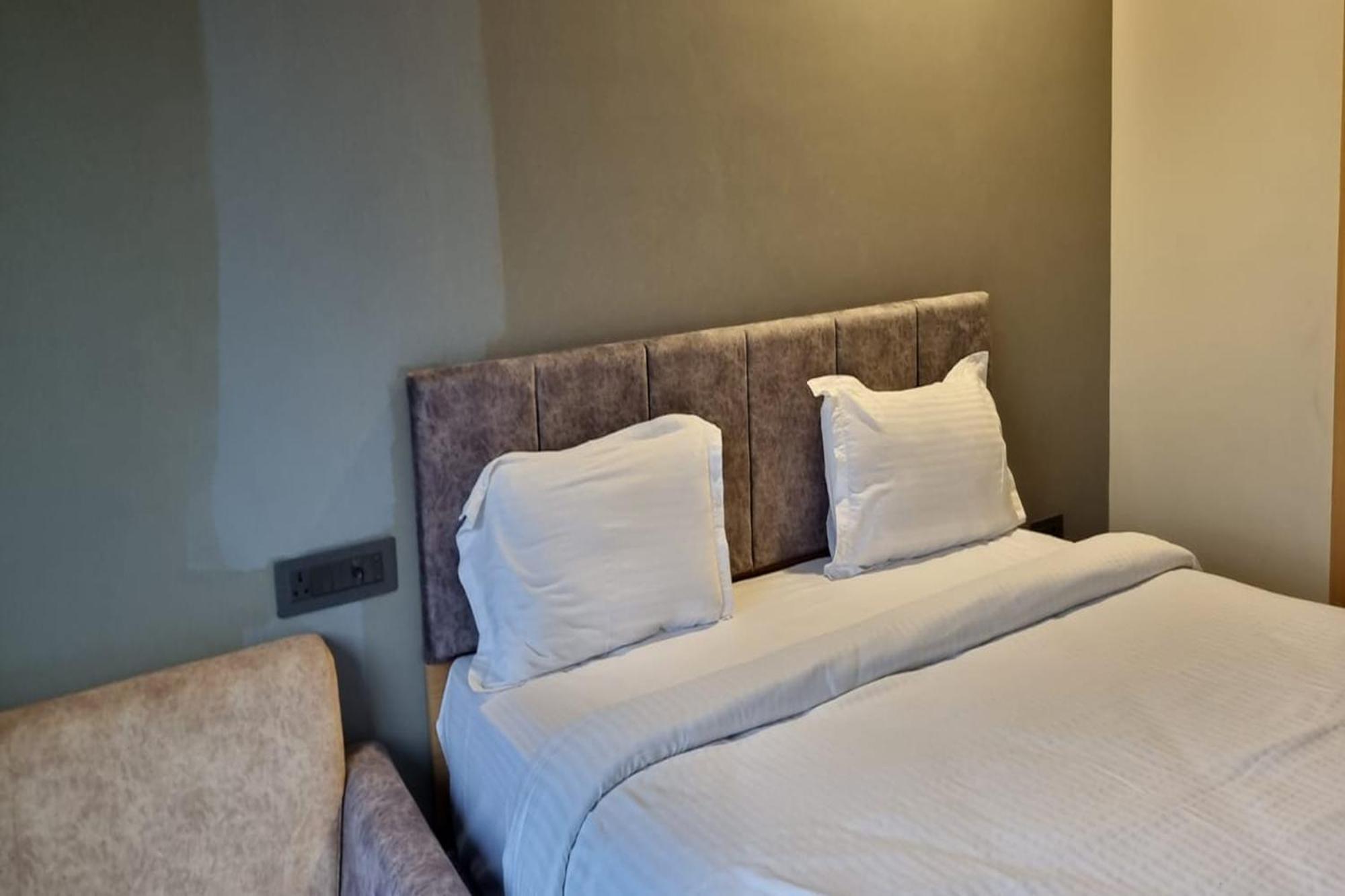 Rupis Resort Near Udaipur Airport Dabok エクステリア 写真