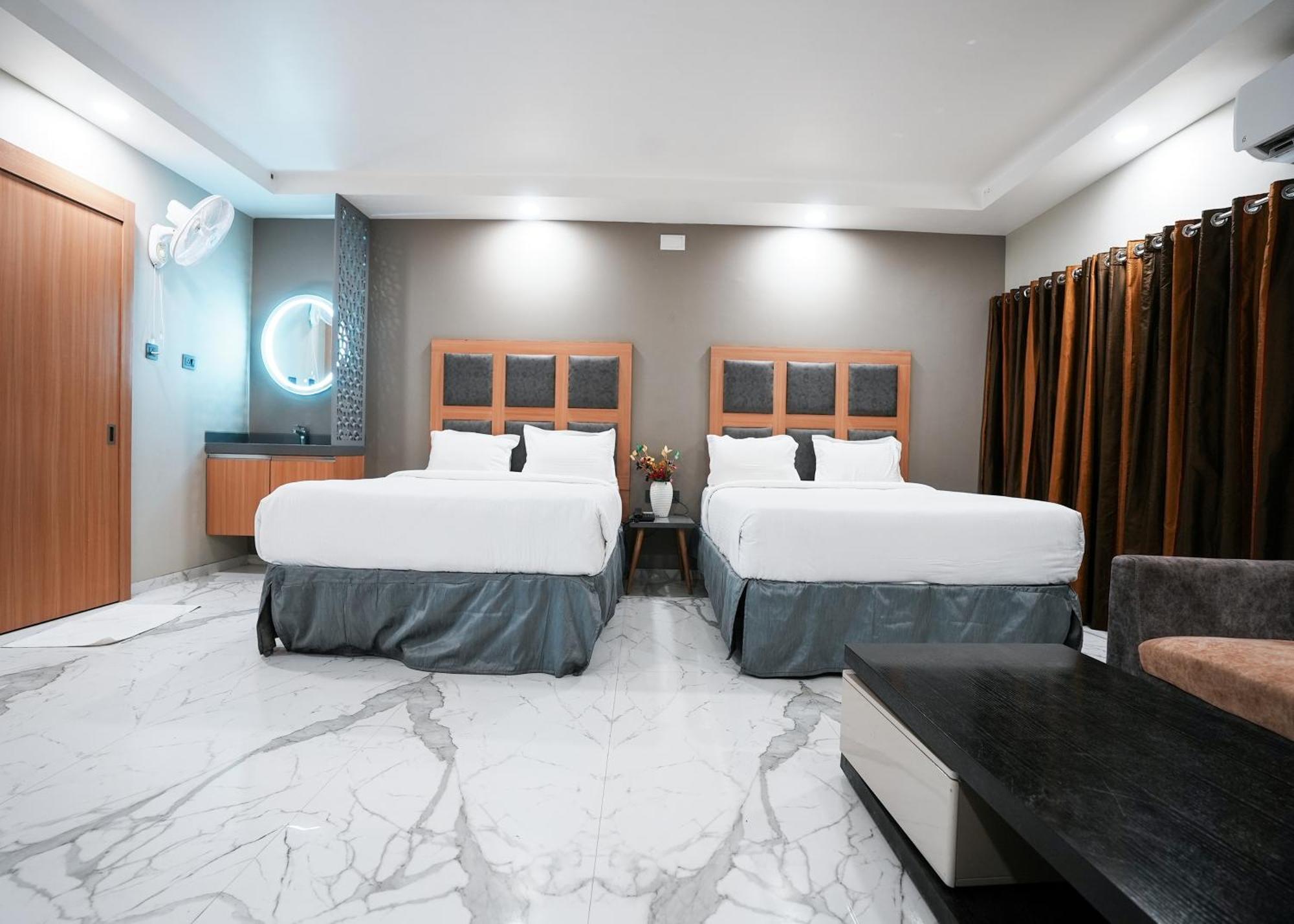 Rupis Resort Near Udaipur Airport Dabok エクステリア 写真
