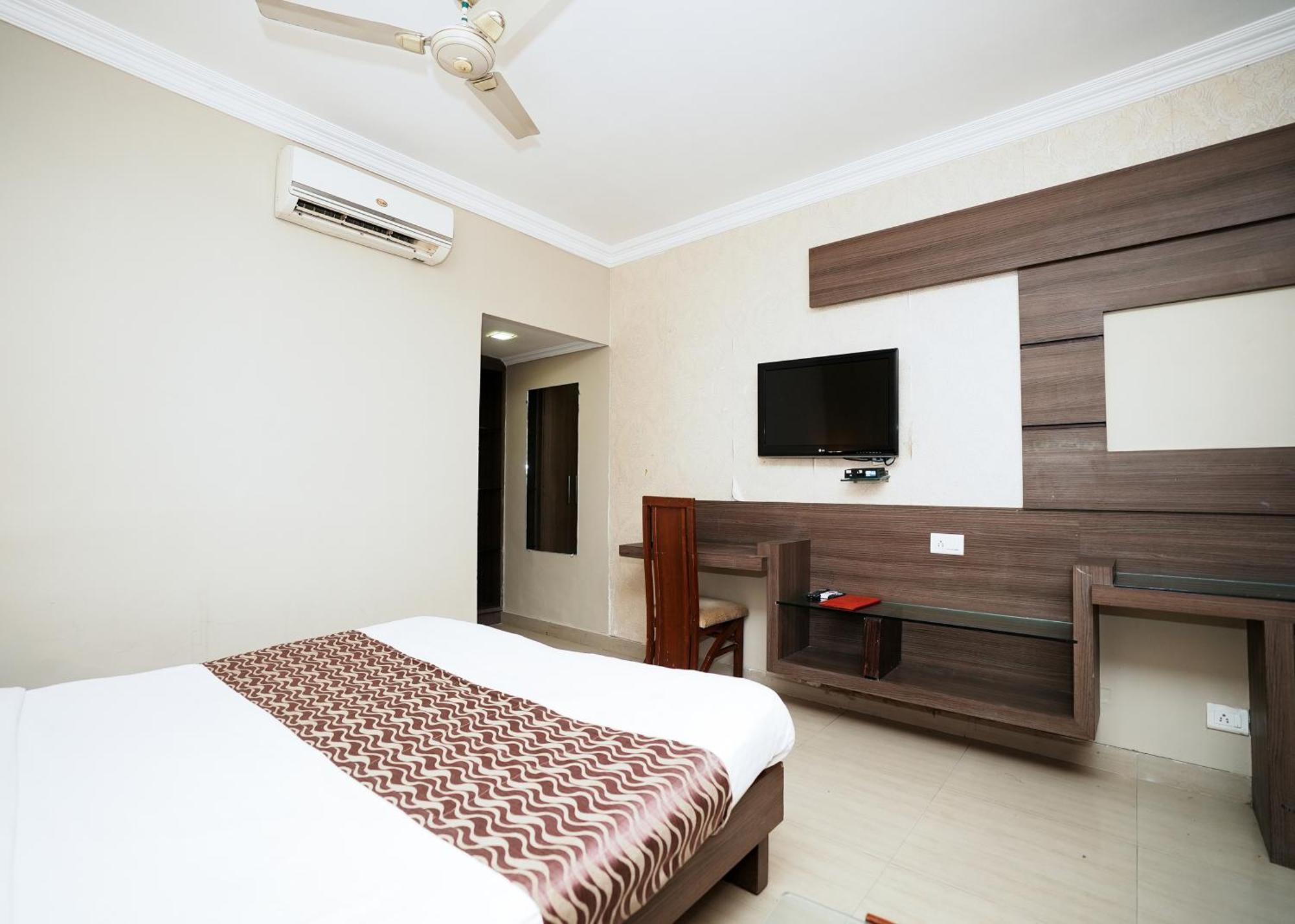 Rupis Resort Near Udaipur Airport Dabok エクステリア 写真