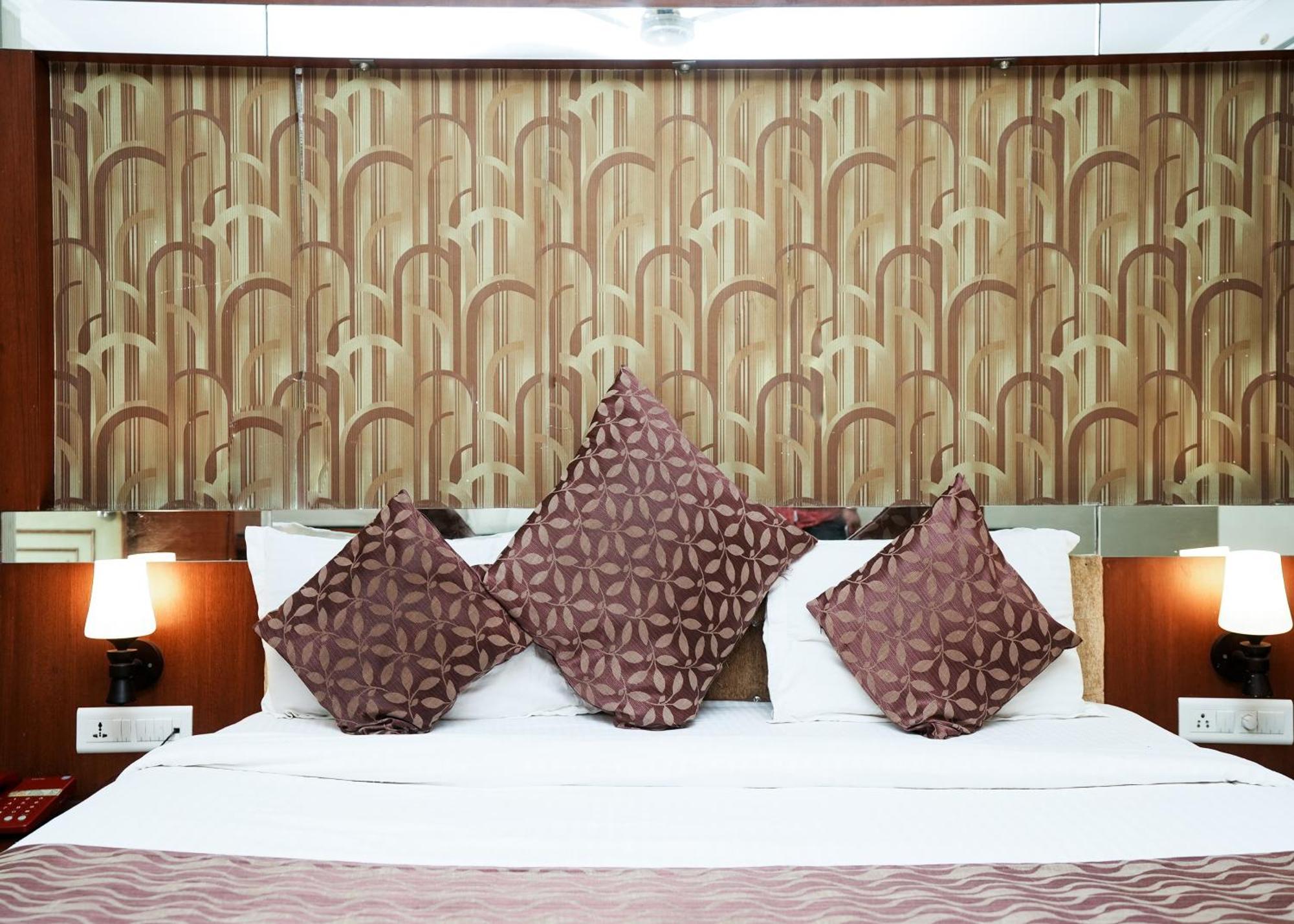Rupis Resort Near Udaipur Airport Dabok エクステリア 写真