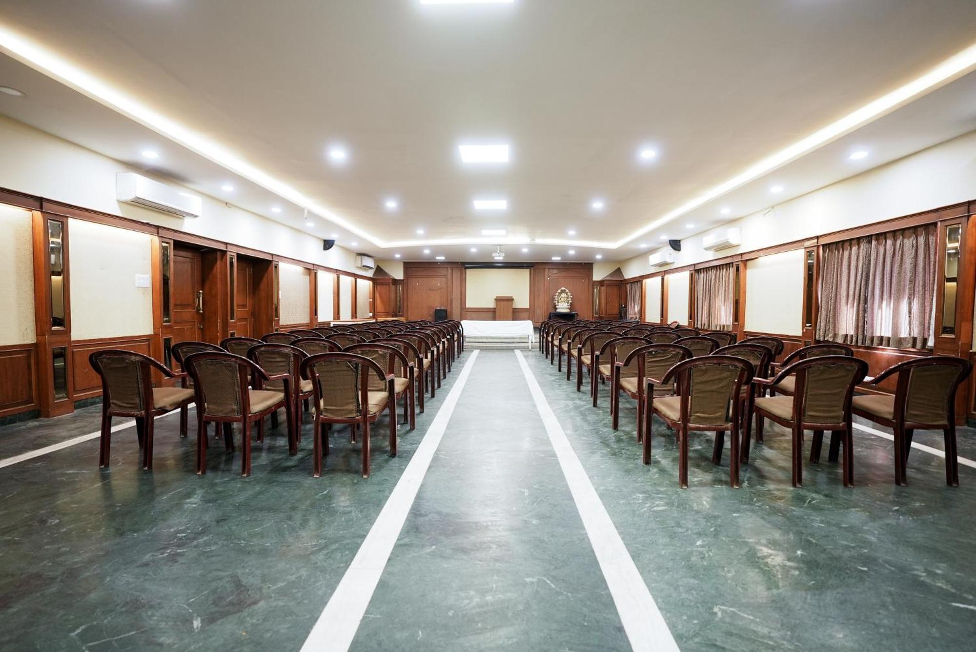 Rupis Resort Near Udaipur Airport Dabok エクステリア 写真